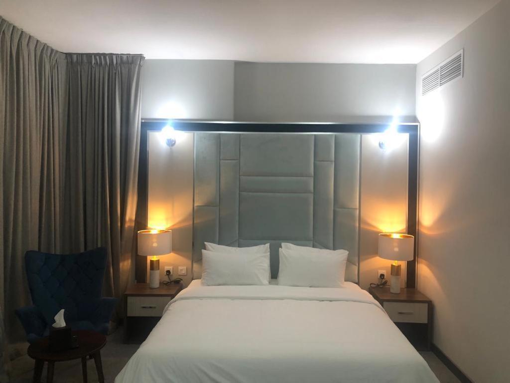 Alazmi Hotel Дубай Екстер'єр фото