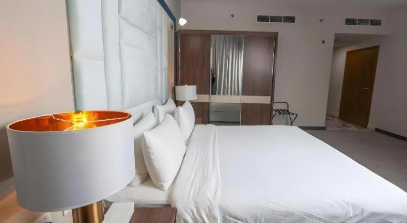 Alazmi Hotel Дубай Екстер'єр фото